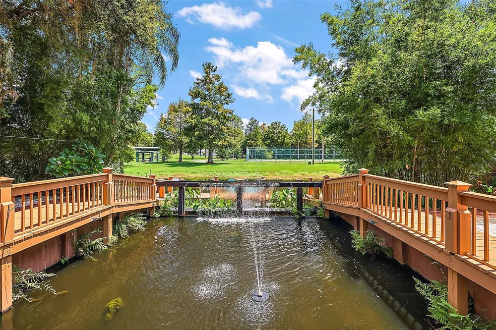 507 LAKESHORE DRIVE Eustis, FL 32726