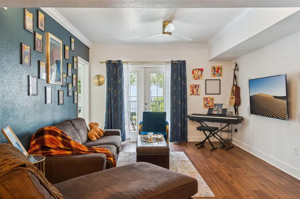 202 E SOUTH STREET #2039 Orlando, FL 32801