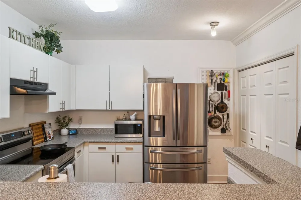 202 E SOUTH STREET #2039 Orlando, FL 32801