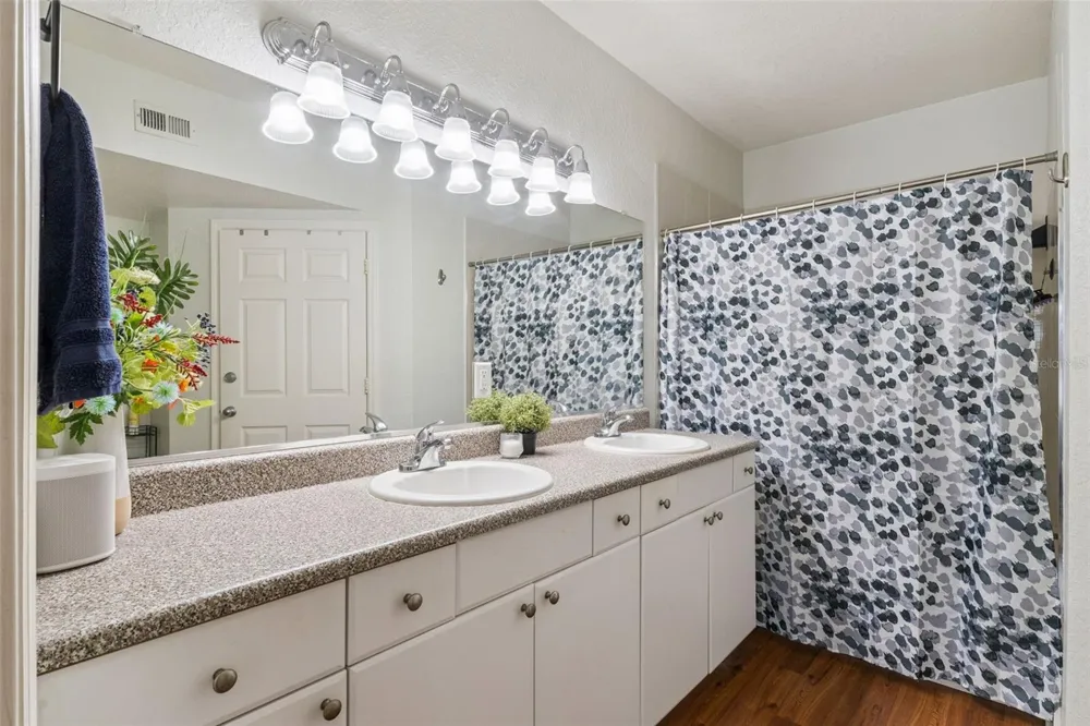 202 E SOUTH STREET #2039 Orlando, FL 32801