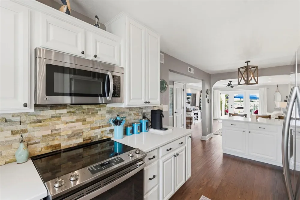 4751 COQUINA KEY DRIVE SE St Petersburg, FL 33705
