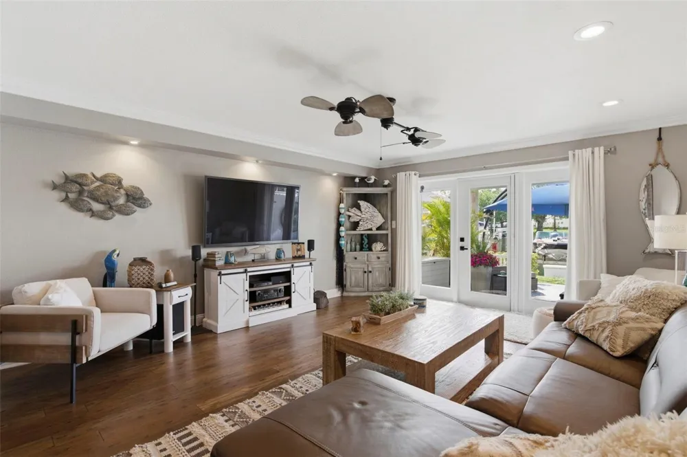 4751 COQUINA KEY DRIVE SE St Petersburg, FL 33705