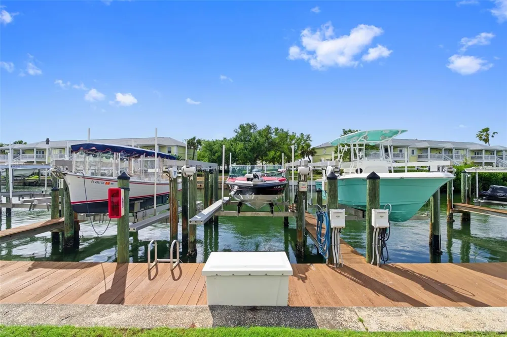 4751 COQUINA KEY DRIVE SE St Petersburg, FL 33705