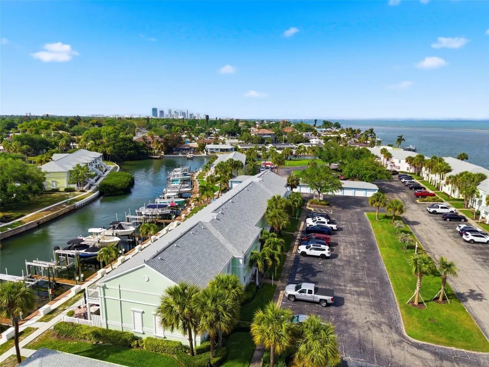 4751 COQUINA KEY DRIVE SE St Petersburg, FL 33705
