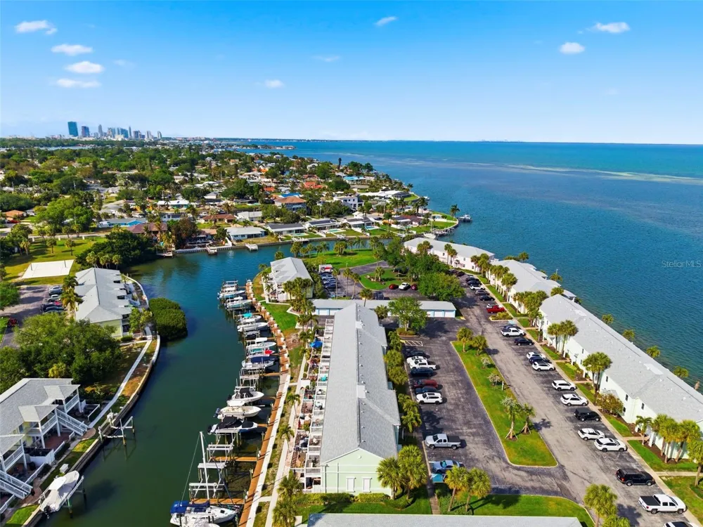 4751 COQUINA KEY DRIVE SE St Petersburg, FL 33705