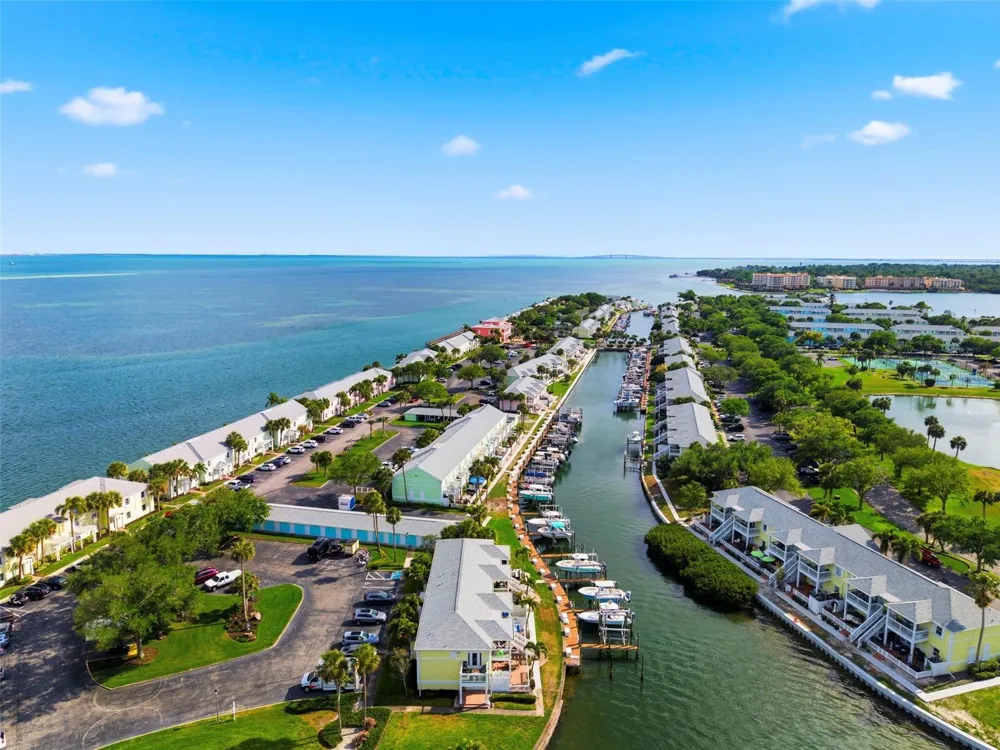 4751 COQUINA KEY DRIVE SE St Petersburg, FL 33705