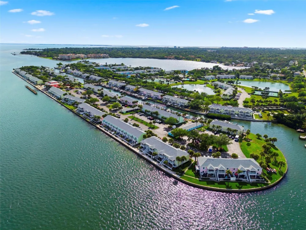 4751 COQUINA KEY DRIVE SE St Petersburg, FL 33705