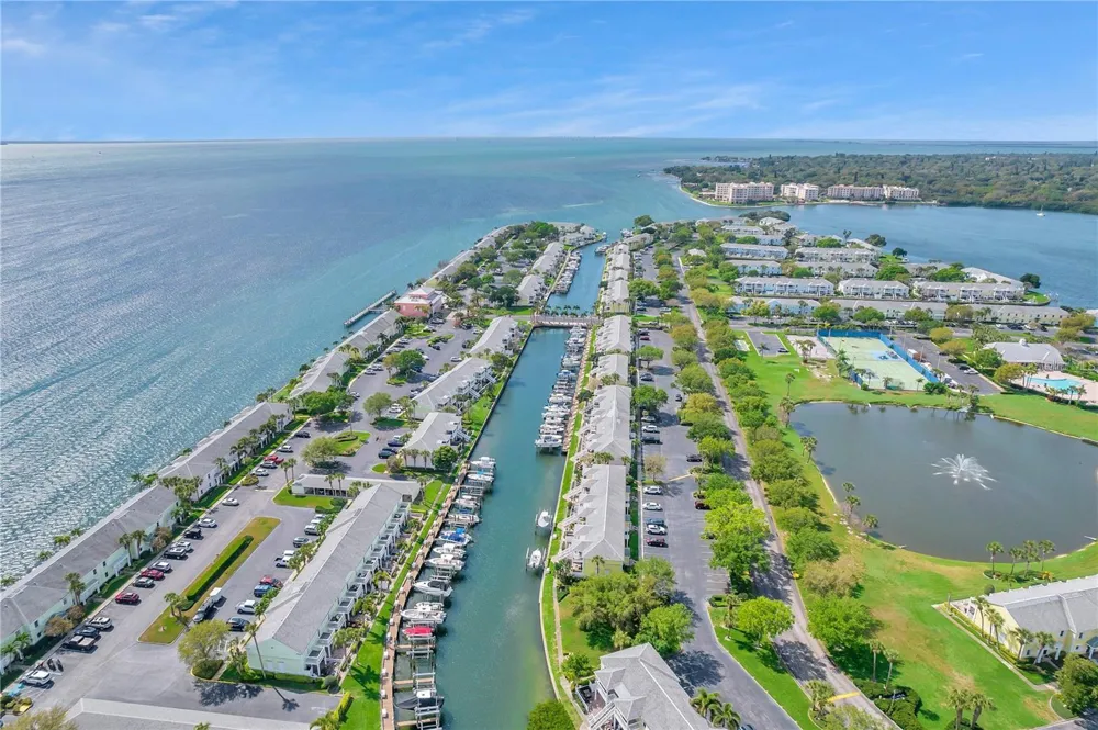 4751 COQUINA KEY DRIVE SE St Petersburg, FL 33705