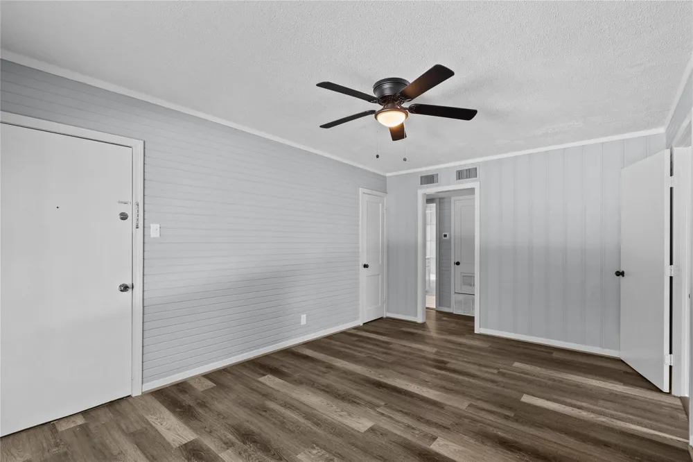 2324 Cedar Drive #2 La Marque, TX 77568