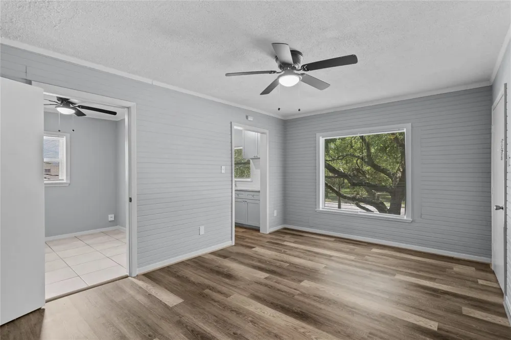 2324 Cedar Drive #2 La Marque, TX 77568