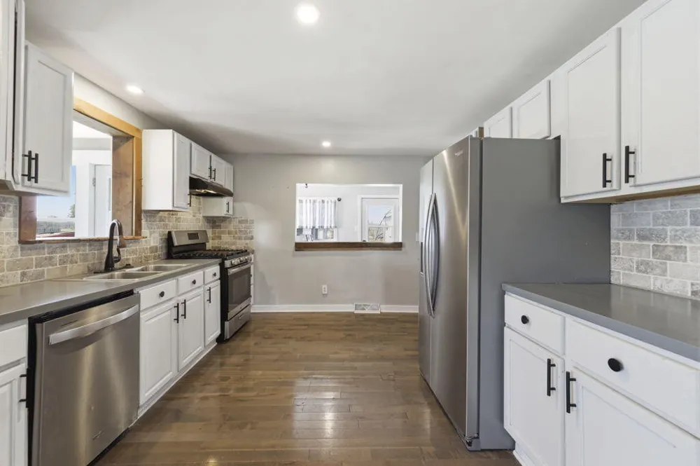 710 S Elm Street Three Oaks Township, MI 49128