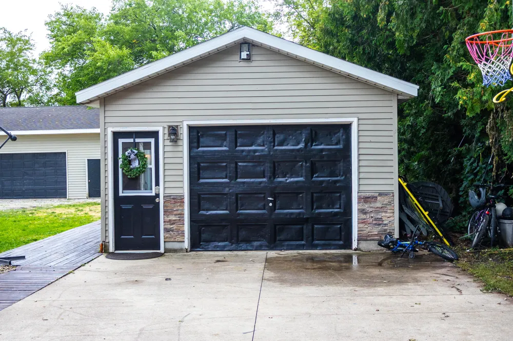 710 S Elm Street Three Oaks Township, MI 49128