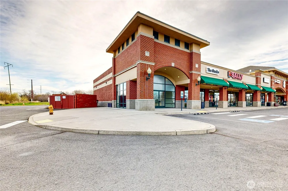 1605 Meadowbrook Boulevard #1 College Place, WA 99324