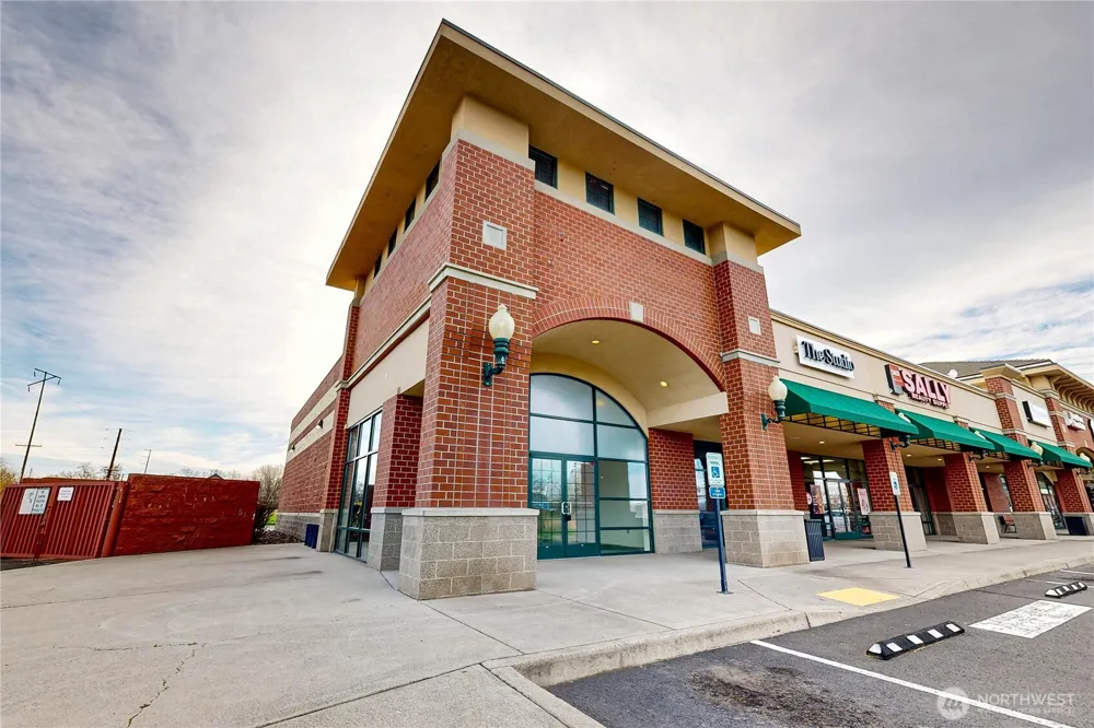 1605 Meadowbrook Boulevard #1 College Place, WA 99324