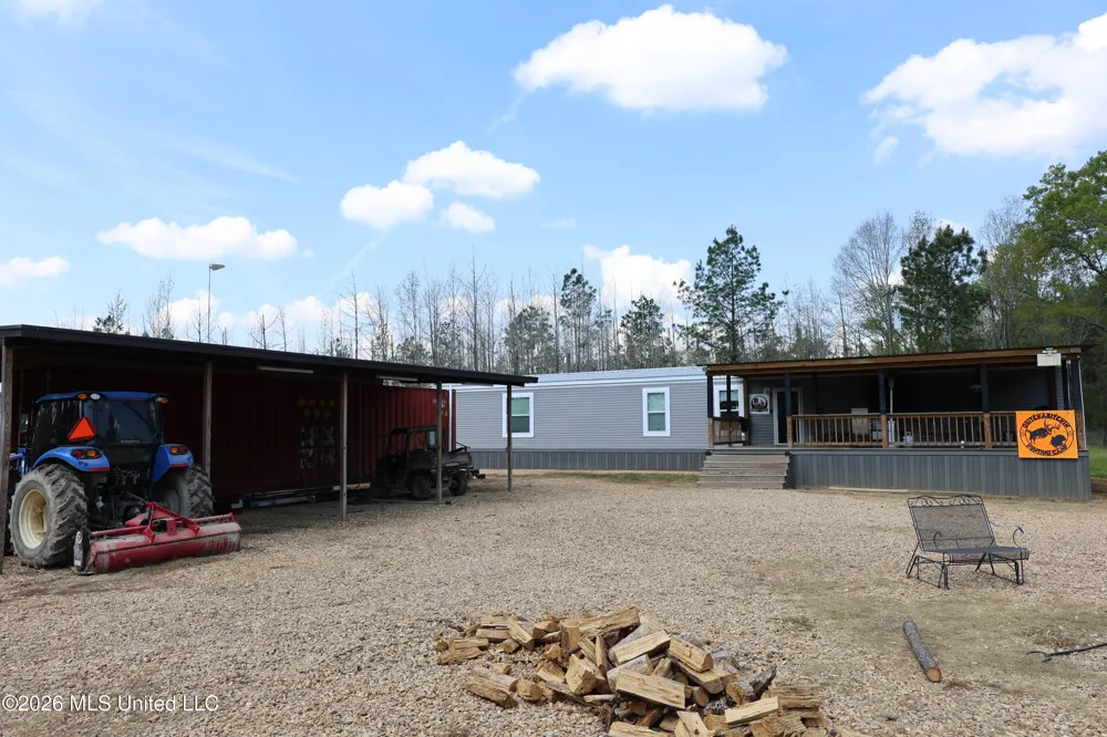 3194 James Road Hazlehurst, MS 39083