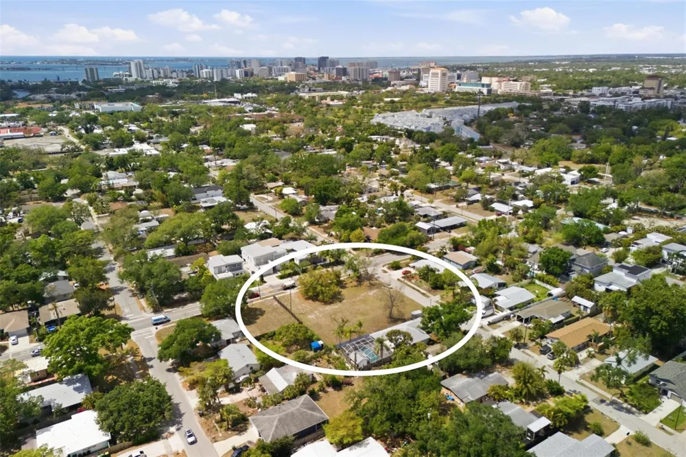 0 BAY STREET Sarasota, FL 34237