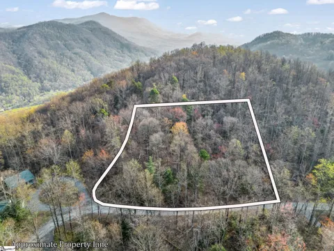 TBD Mountain Lakes Drive