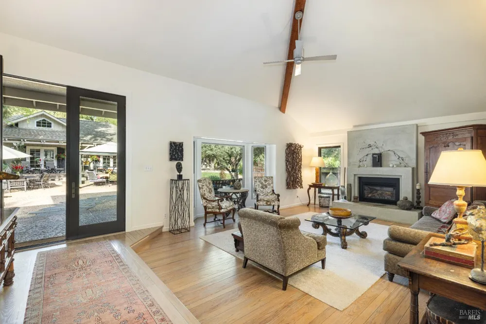 3000 Warm Springs Road Glen Ellen, CA 95442