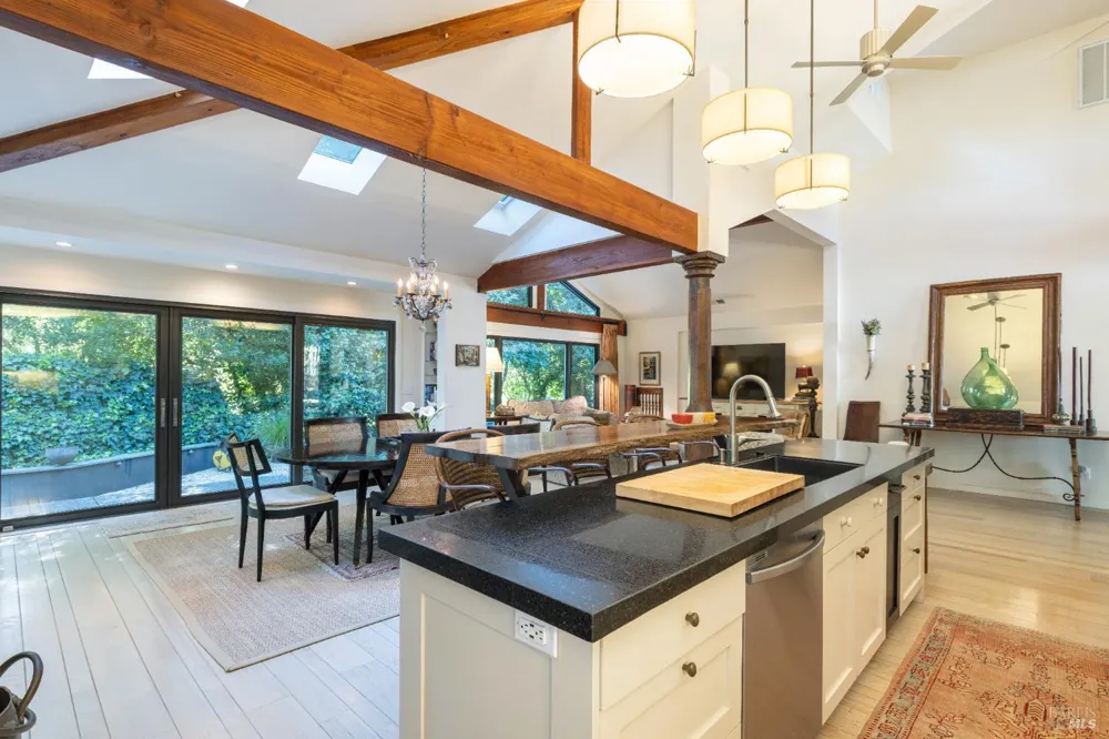 3000 Warm Springs Road Glen Ellen, CA 95442
