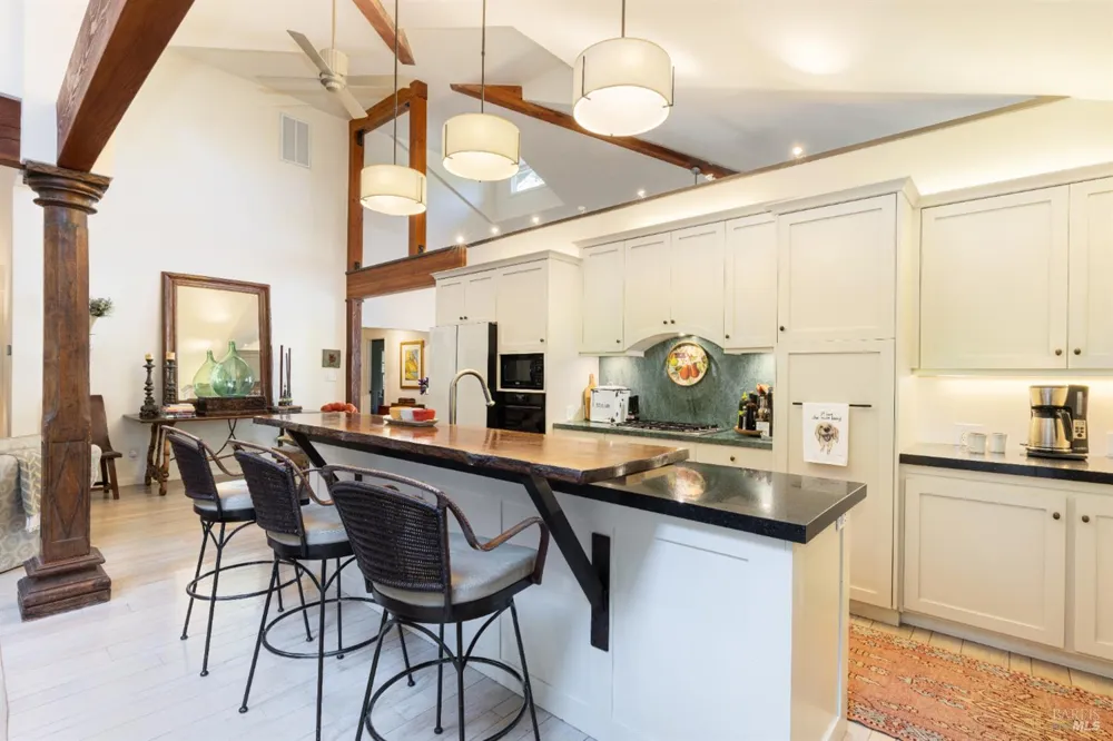 3000 Warm Springs Road Glen Ellen, CA 95442