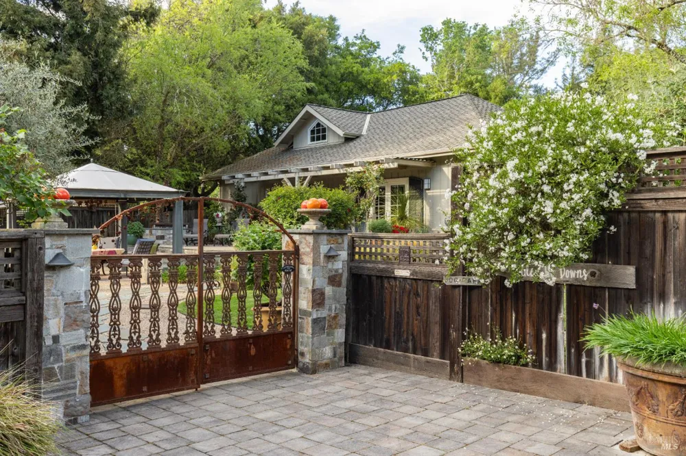 3000 Warm Springs Road Glen Ellen, CA 95442