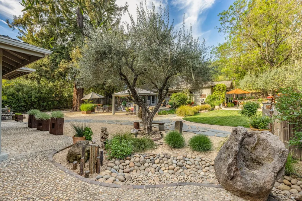 3000 Warm Springs Road Glen Ellen, CA 95442