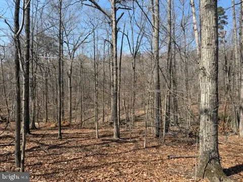 COUNTRYSIDE LANE - LOT 3