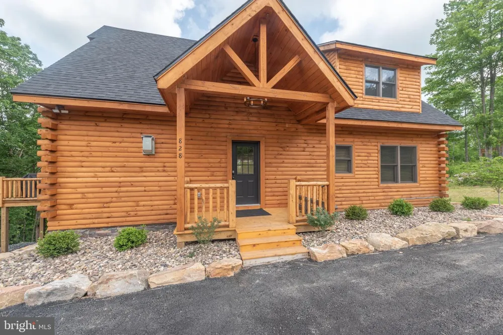 828 N CAMP RD Mc Henry, MD 21541