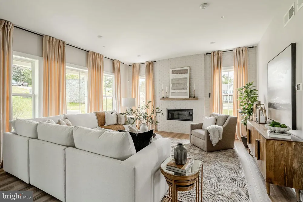 6142 SNOWDENS RUN DRIVE #COVINGTON Eldersburg, MD 21784