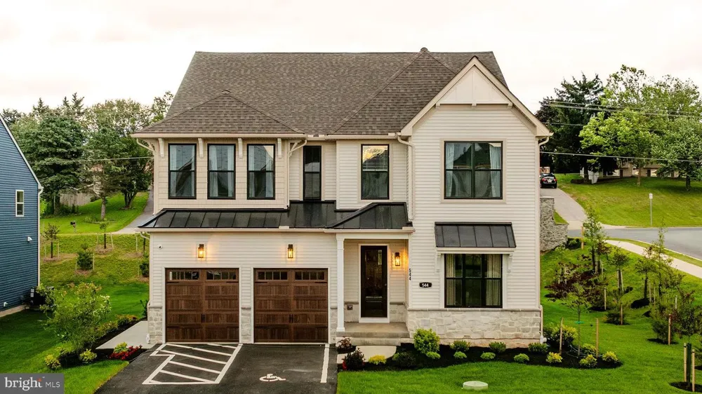 6142 SNOWDENS RUN DRIVE #COVINGTON Eldersburg, MD 21784