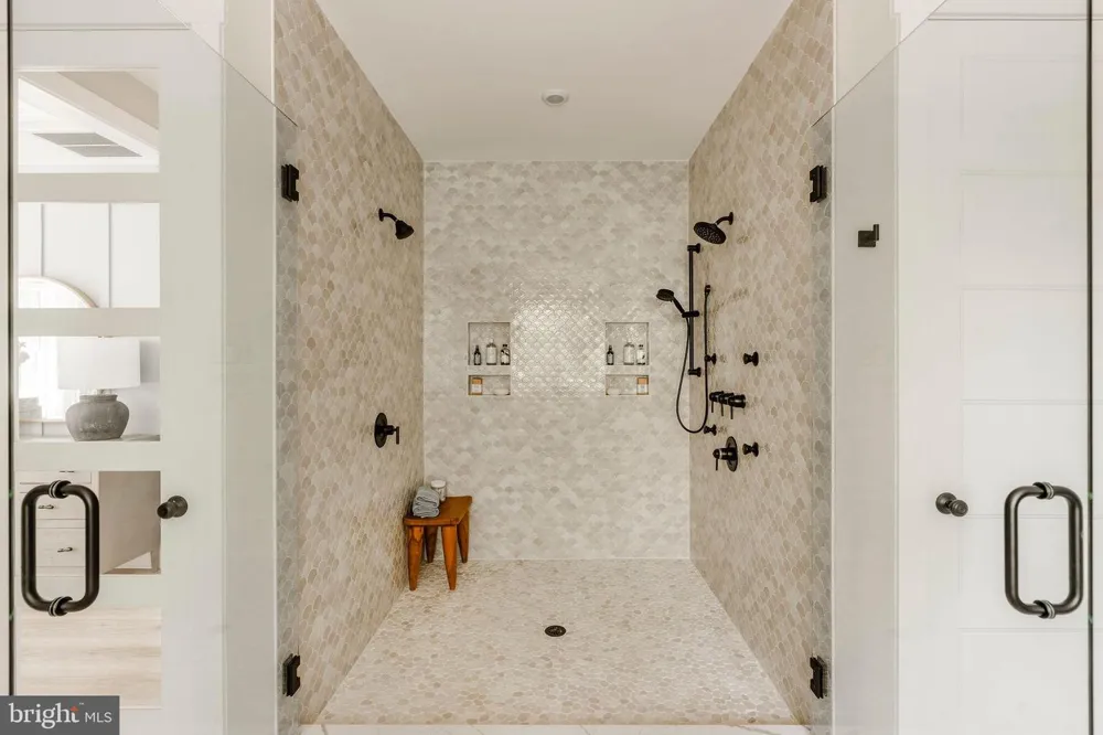 6142 SNOWDENS RUN DRIVE #COVINGTON Eldersburg, MD 21784
