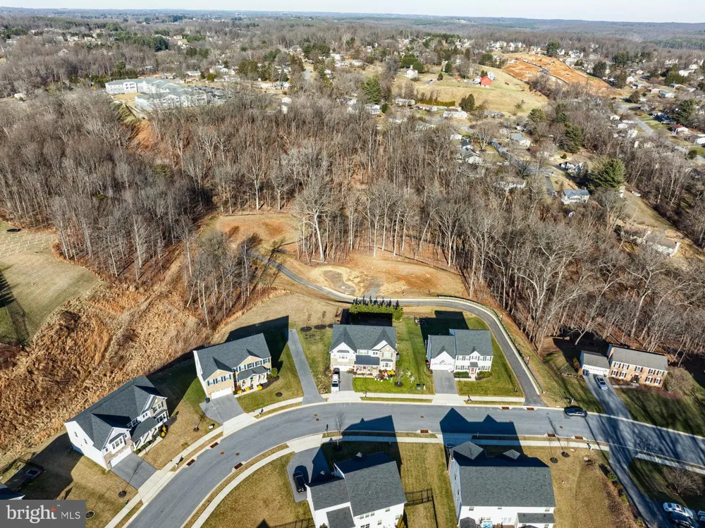 6142 SNOWDENS RUN DRIVE #COVINGTON Eldersburg, MD 21784