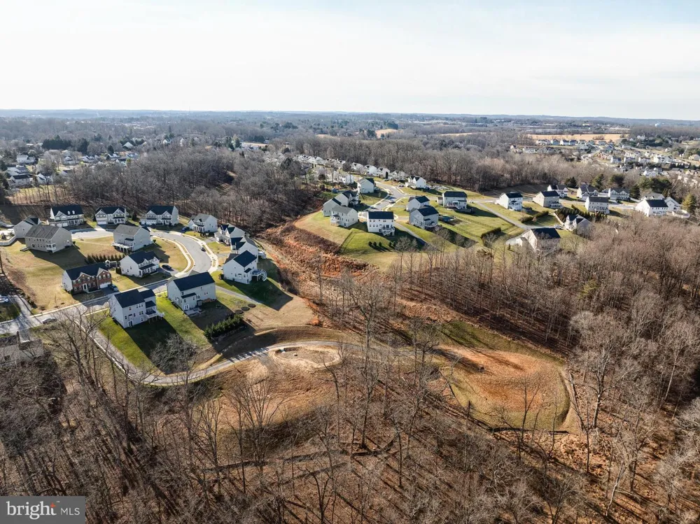 6142 SNOWDENS RUN DRIVE #COVINGTON Eldersburg, MD 21784