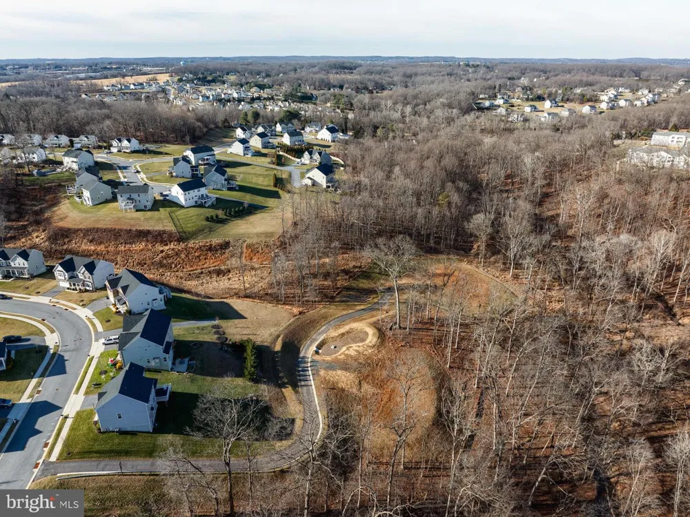 6142 SNOWDENS RUN DRIVE #COVINGTON Eldersburg, MD 21784