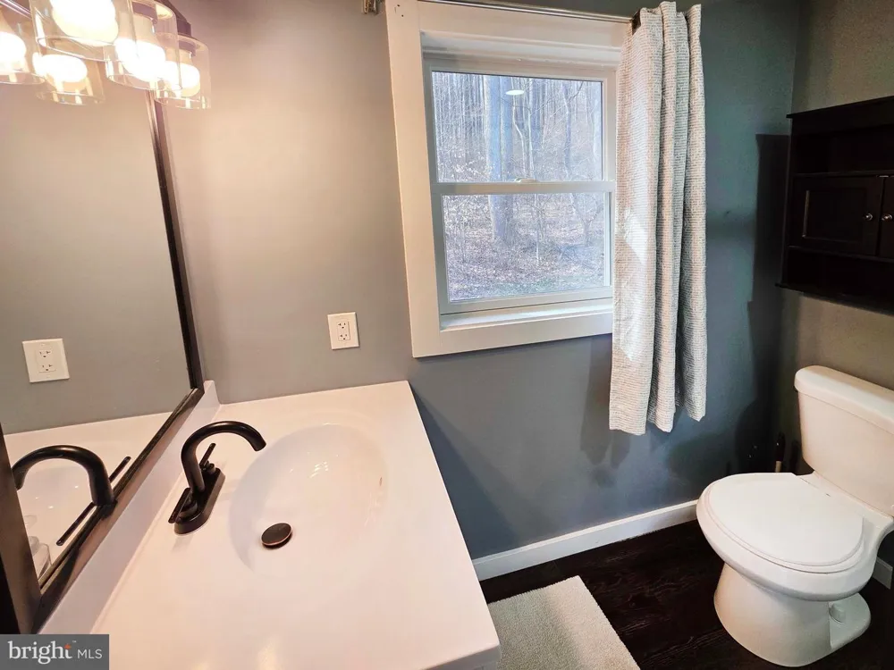 3911 DOGWOOD LANE #UPPER Riegelsville, PA 18077