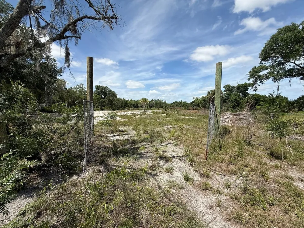18121 NW 256TH STREET Okeechobee, FL 34972