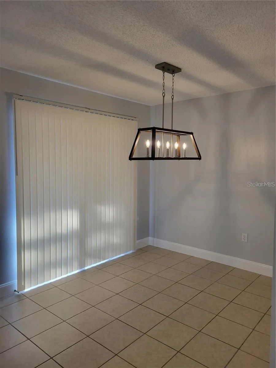 807 MCLAIN COURT Tavares, FL 32778