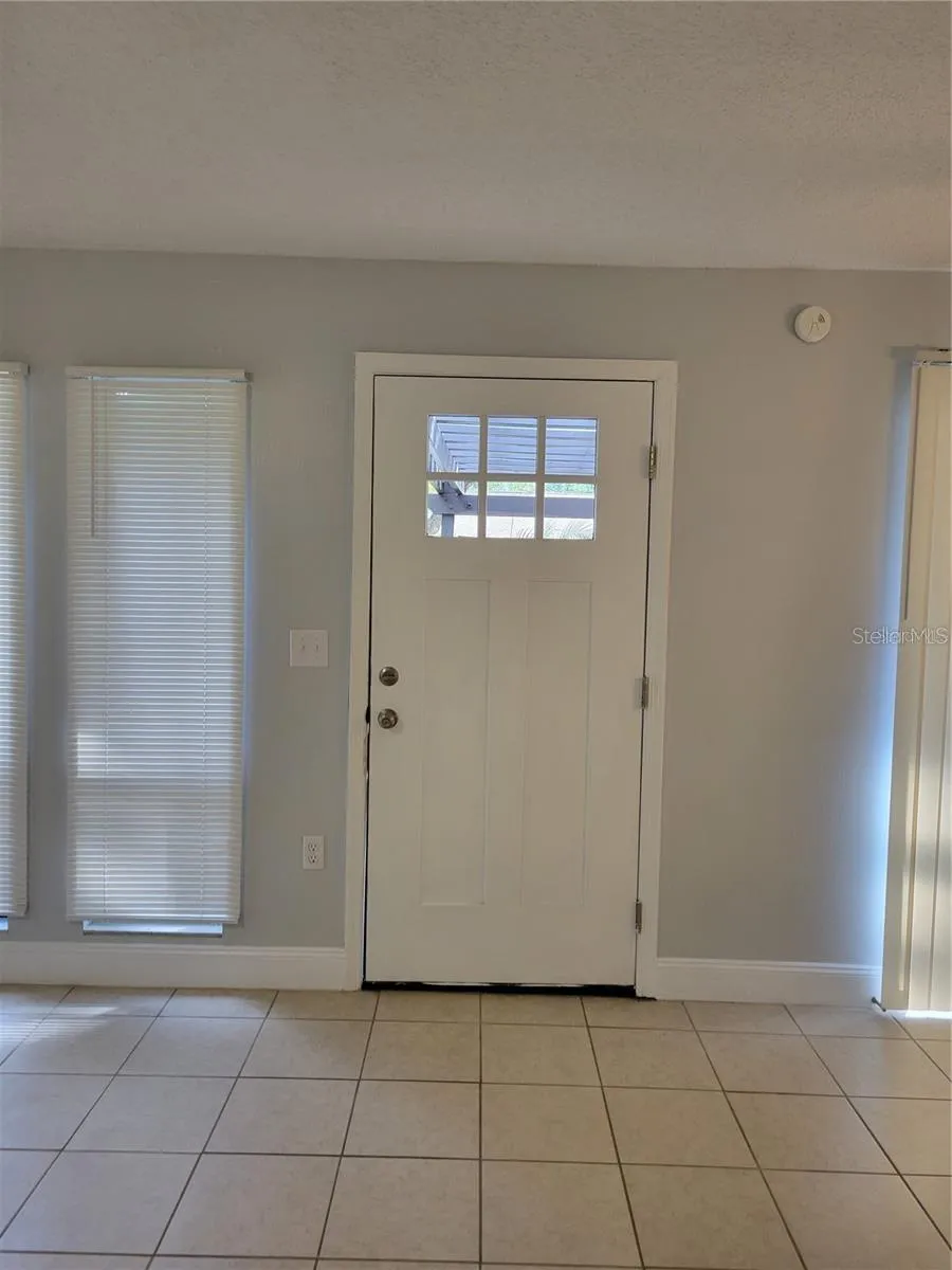 807 MCLAIN COURT Tavares, FL 32778