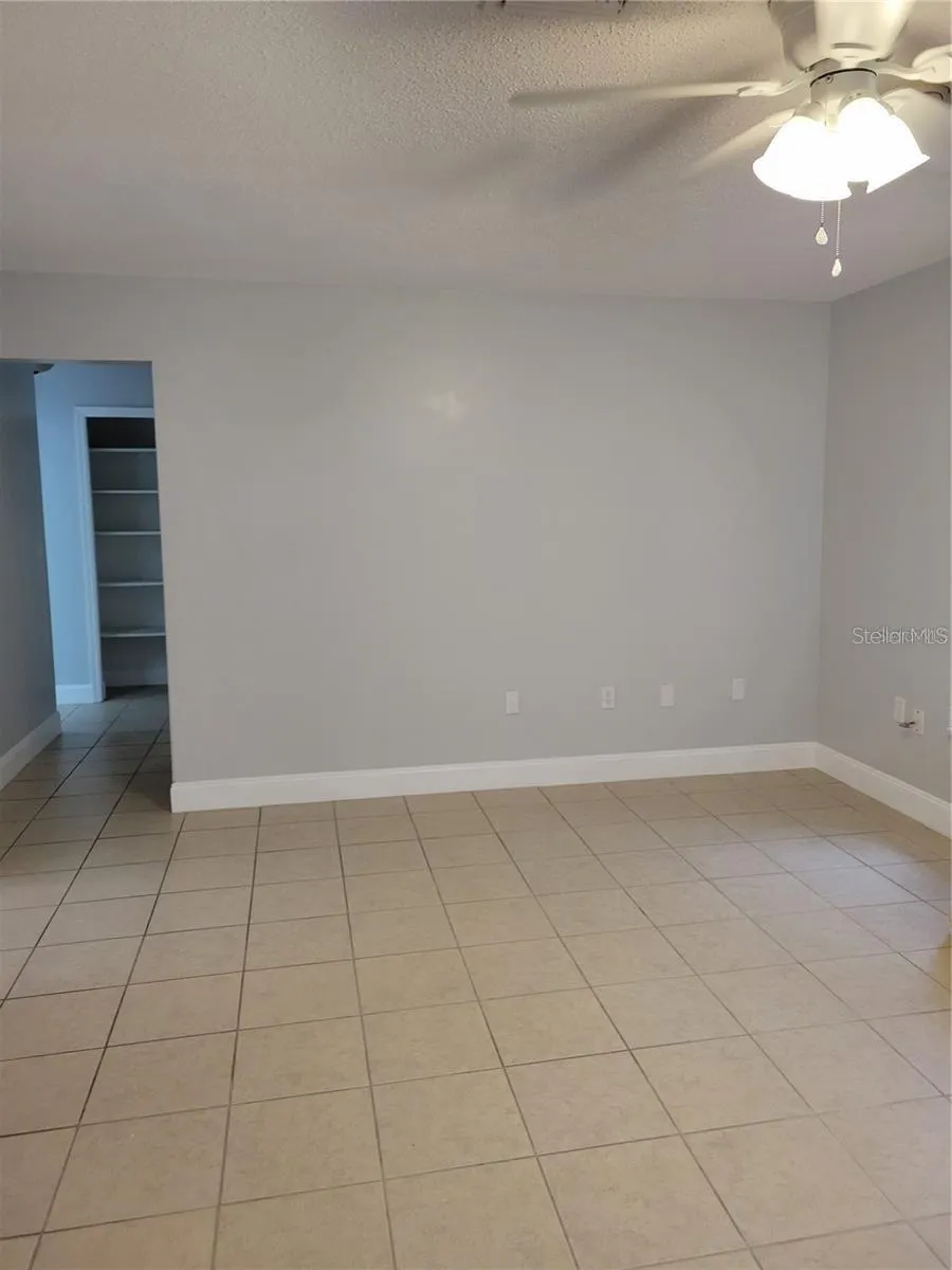 807 MCLAIN COURT Tavares, FL 32778
