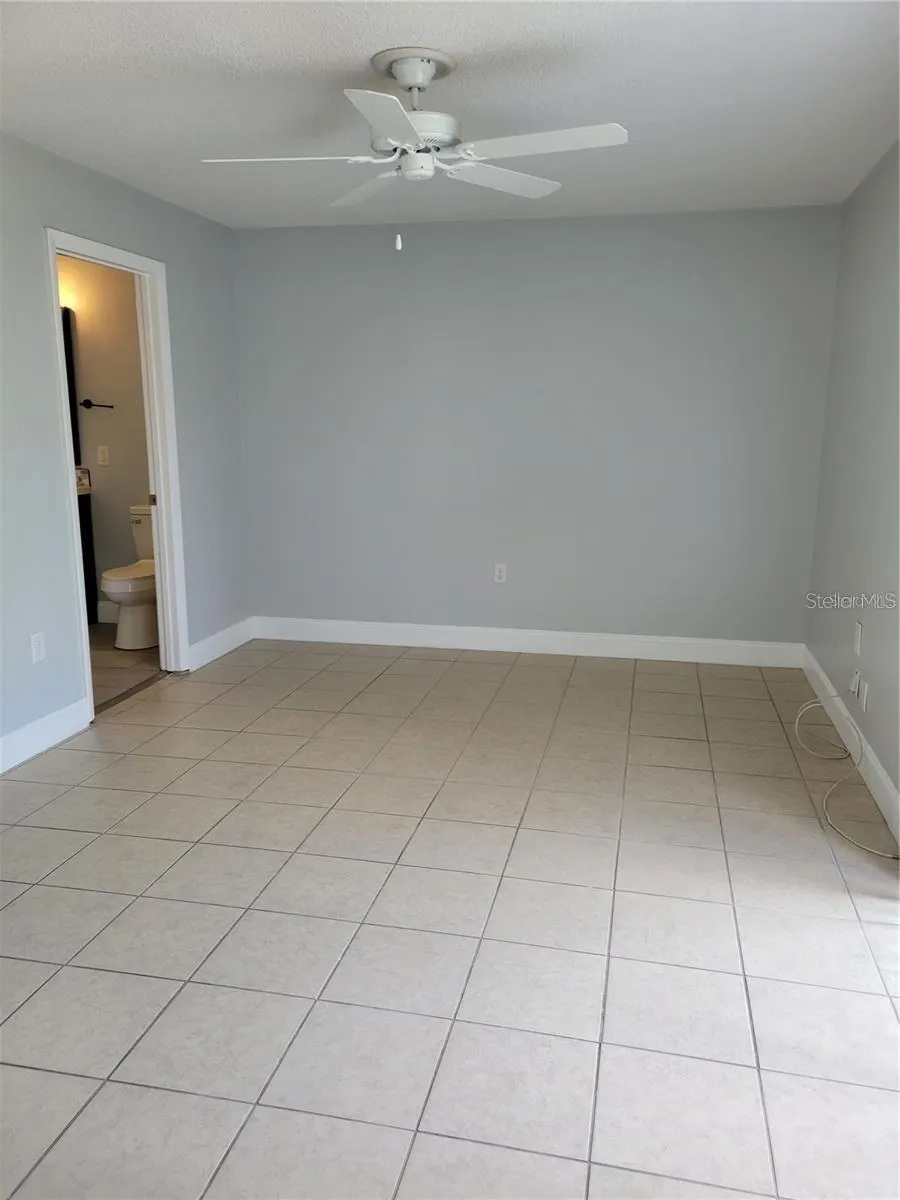 807 MCLAIN COURT Tavares, FL 32778