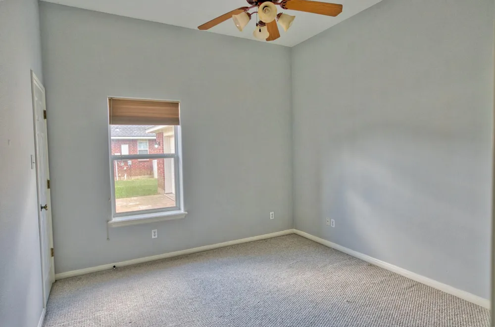 309 Williamsburg Clute, TX 77531