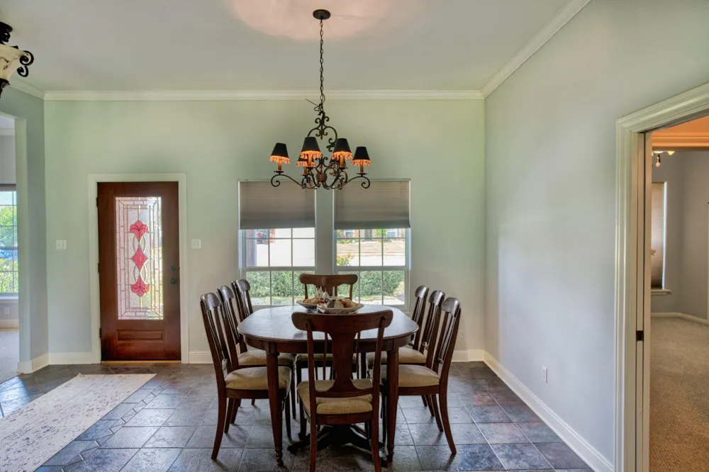 309 Williamsburg Clute, TX 77531