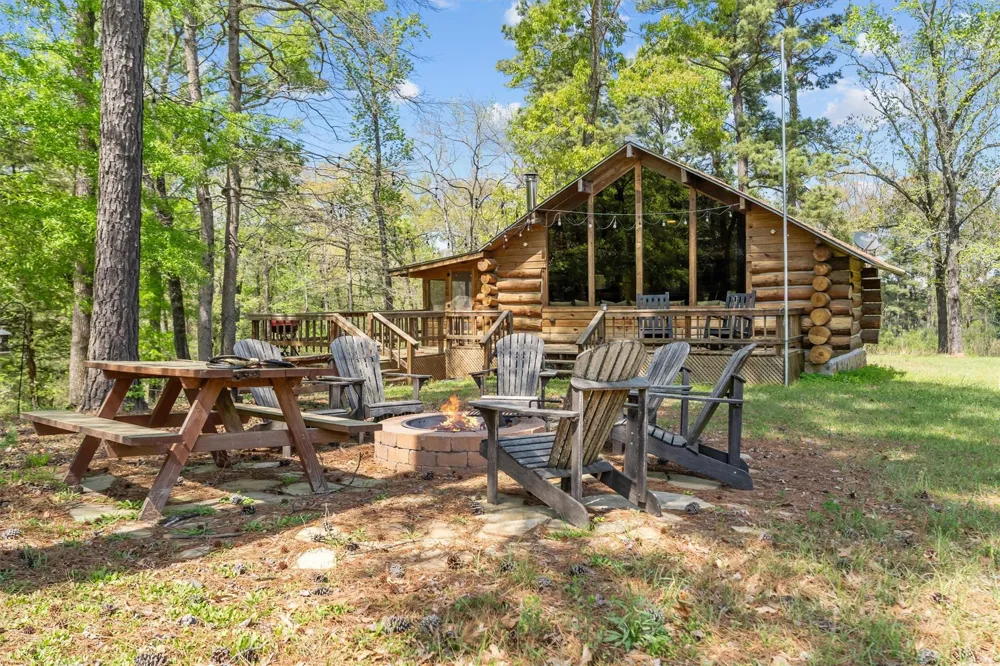 16521 Fm 3204 Brownsboro, TX 75756