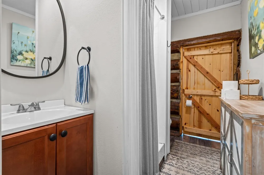 16521 Fm 3204 Brownsboro, TX 75756