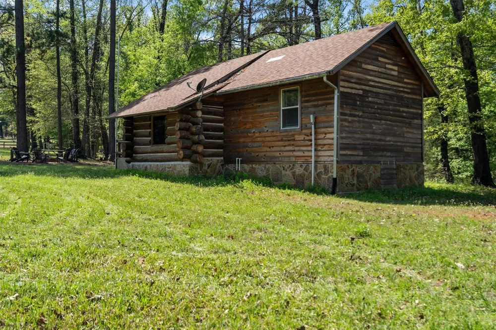 16521 Fm 3204 Brownsboro, TX 75756