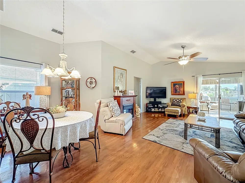 4844 HERON RUN CIRCLE Leesburg, FL 34748