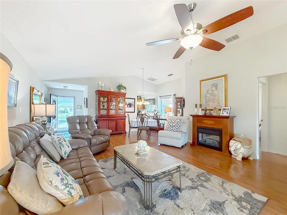 4844 HERON RUN CIRCLE Leesburg, FL 34748