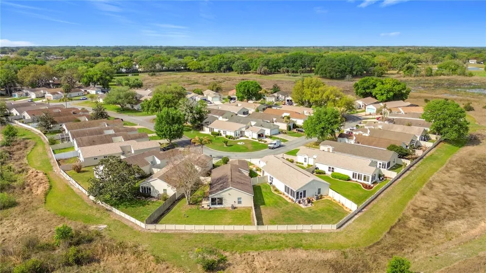 4844 HERON RUN CIRCLE Leesburg, FL 34748