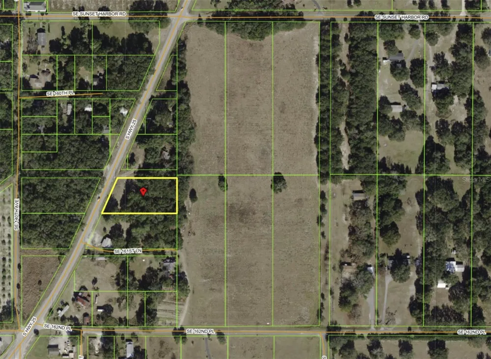 16151 S HIGHWAY 25 Weirsdale, FL 32195