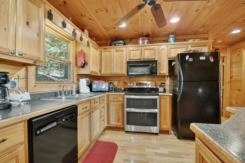 603 Redberry Ridge Road Blue Ridge, GA 30513